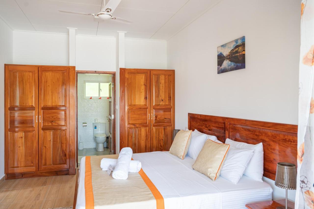 Athara'S Apartment เบเซนต์แอนน์ ภายนอก รูปภาพ